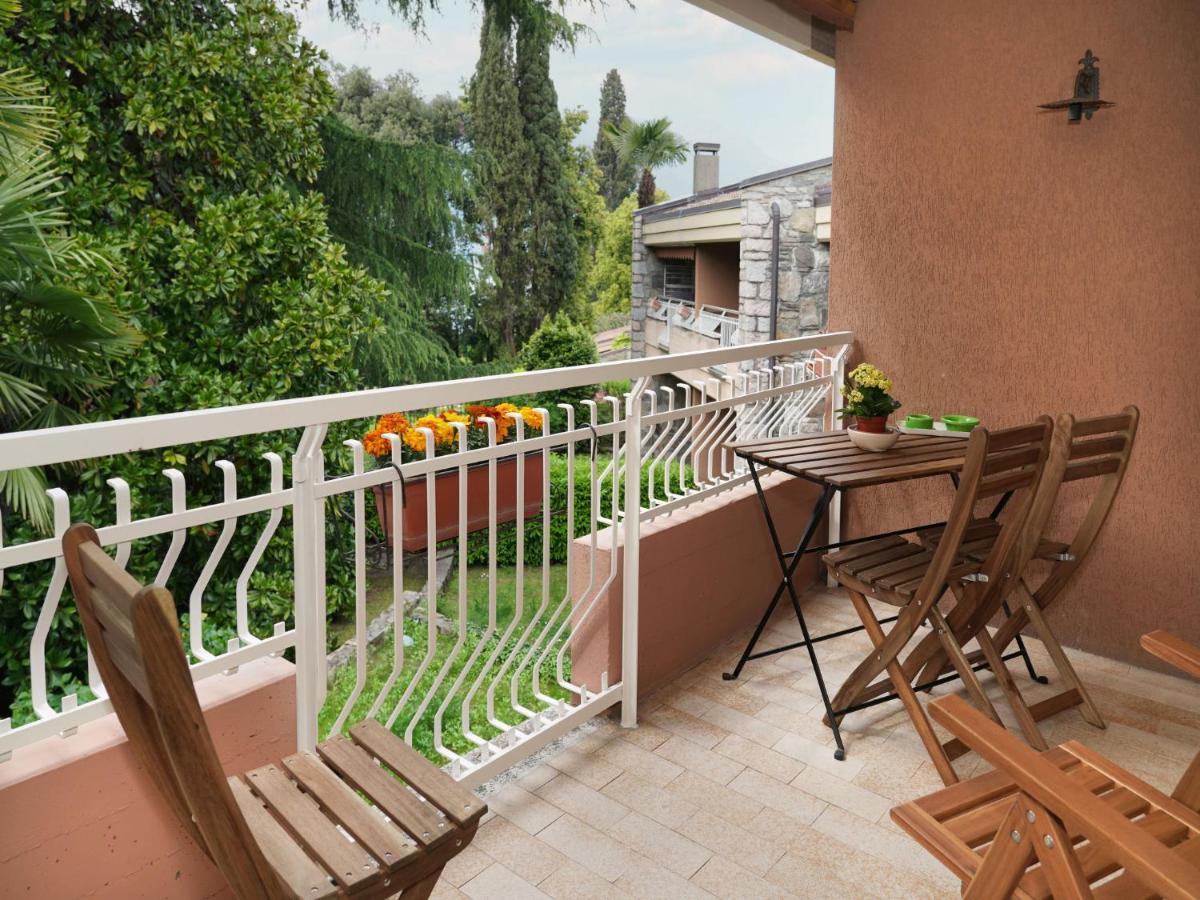 Studio Hermitage-4 By Interhome Porto Valtravaglia Exterior foto